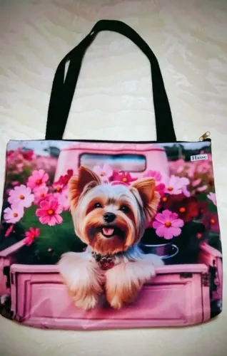 Vendo bolsas casuais . Whatsapp *.