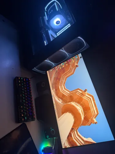 PC Gamer | Ryzen 5 5600 + RX 9070 XT 16GB + 32GB RAM + Monitor Dell 240Hz + Periféricos