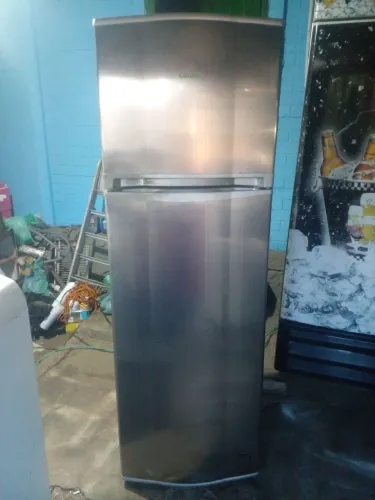 Vendo geladeira Cônsul Frost Free