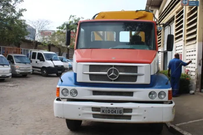 MERCEDES BENZ - CAMINHAO L 1218 6X2. + MUCK