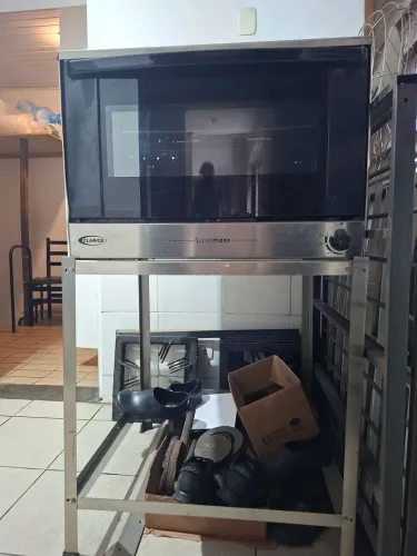 Vende-se forno a gás