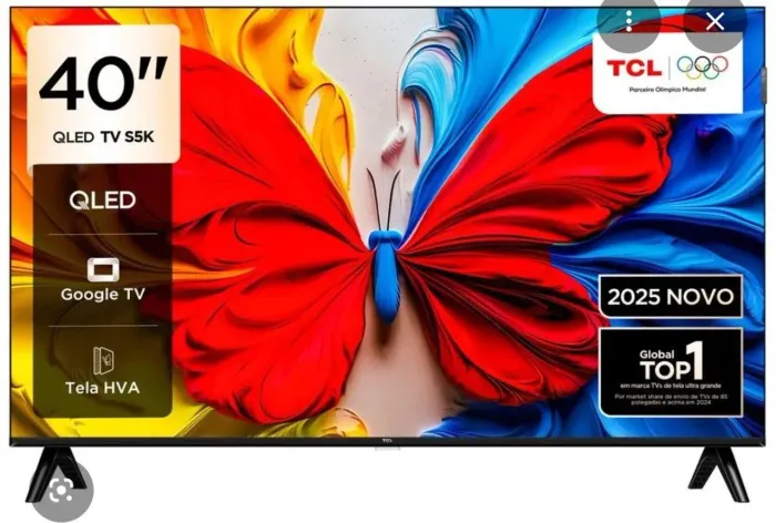 Vendo tv de 42 polegadas smart marca TCL semi nova.