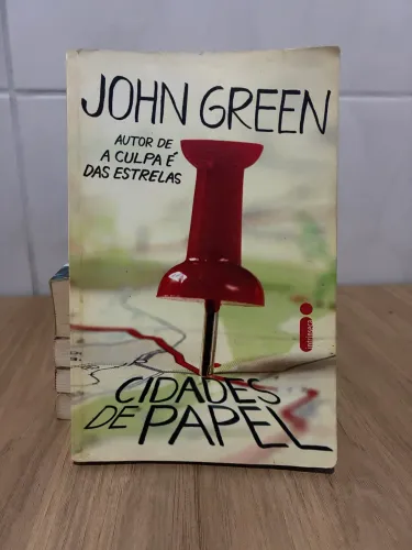 Livro Cidades de Papel - John Green