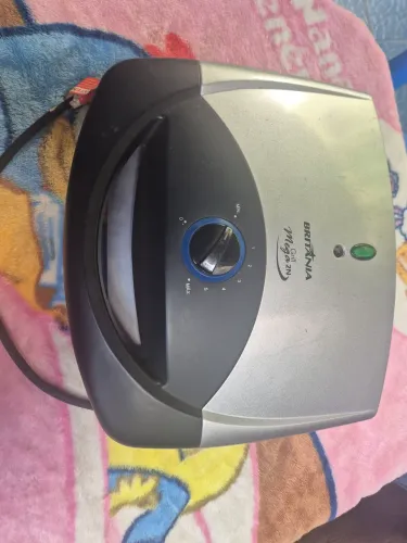 Vende-se Mega Grill Britânia