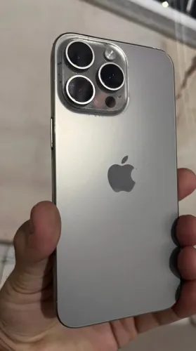 IPhone 15 pro max 256 gb