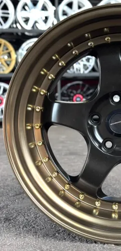 Rodas aro 18 Furação 5x114 tAla 10 MEISTER S1