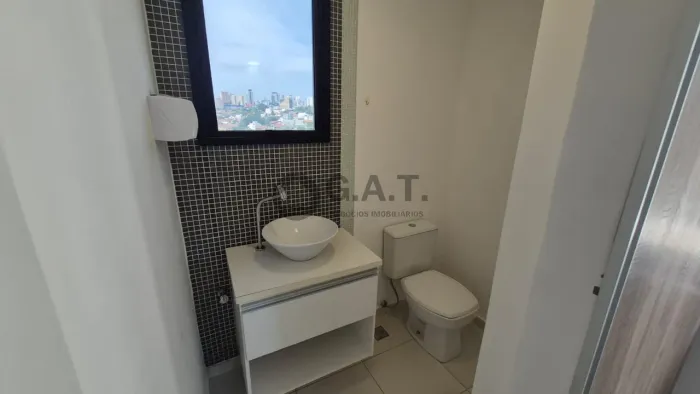 Sala Comercial para Locação em Sorocaba-SP no Edificio Torre Sul: 1 Sala, 2 Banheiros, 1 V