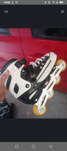 2 pares de Patins 1 masculino e outro feminino