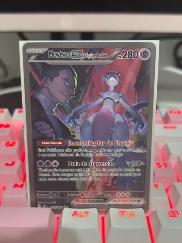 Carta pokémon Mewtwo Ex da Equipe Rocket NM