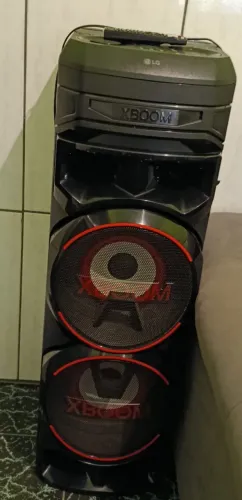 Caixa De Som Lg Xboom Rnc9 Bluetooth Multi Entrada Bivolt