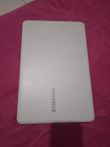 Notebook Samsung core i3,