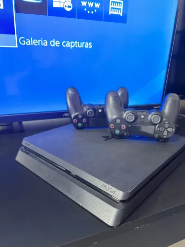 PS4 Slim 500GB | Apenas jogos digitais | 02 controles
