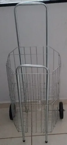 Carrinho de alumínio