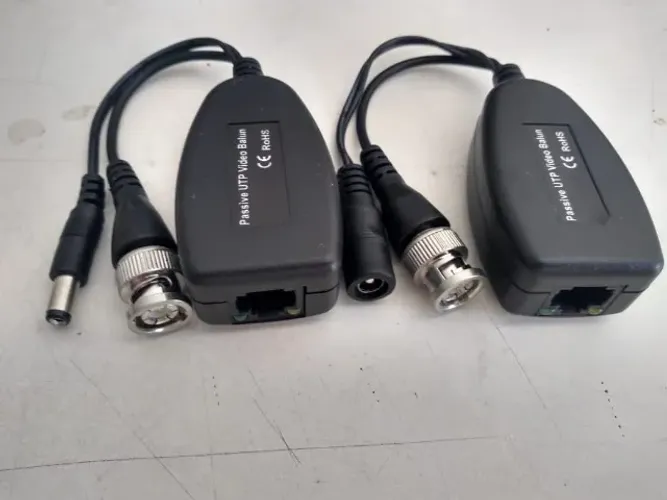 Balun Passivo de Vídeo + Power (BNC + DCJack para RJ45)