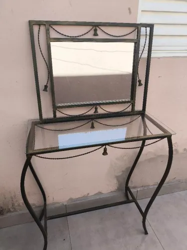 Conjunto aparador com espelho