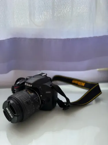 Câmera NIKON - D3200 18-55mm