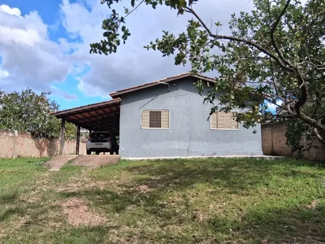 Particular vende casa de 120 m² em Arniqueira, em lote de 2000 m²