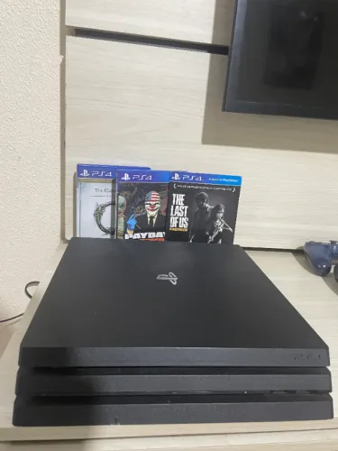 PS4 Pro 1TB (Ver:13.02)