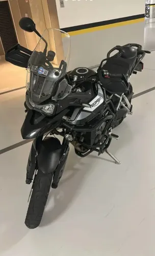 Triumph 900 GT
