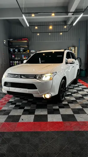 Mitsubishi Outlander 3.0/ GT 3.0 V6 Aut. 2015