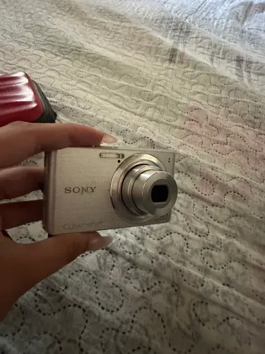 Cybershot camera dsc w610 14.1mp