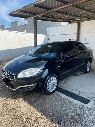 Fiat Linea Essence 1.8 Flex 16V 4P 2016