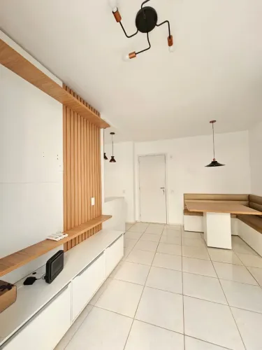 Apartamento 2 Quartos no Condomínio Estilo Golf | 50m² | 6º Andar | Novo Aleixo