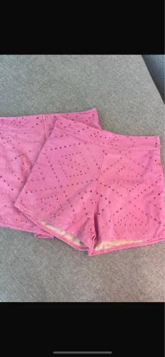 Vendo short novo 