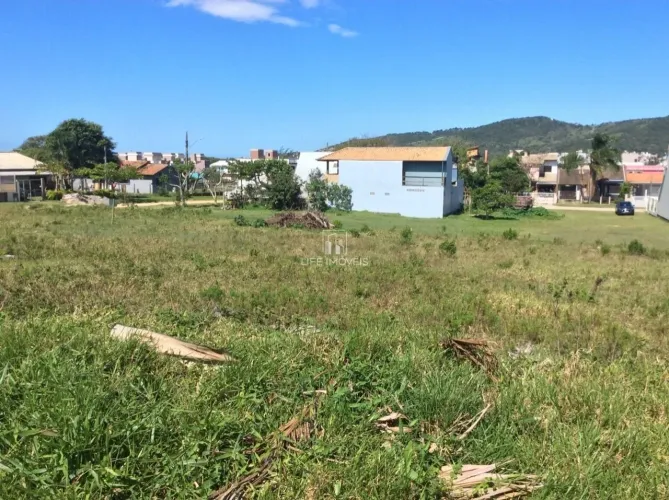 Terreno 400m² à venda em Garopaba/SC no bairro Ferraz com escritura