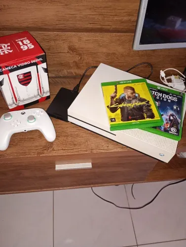 Xbox One S