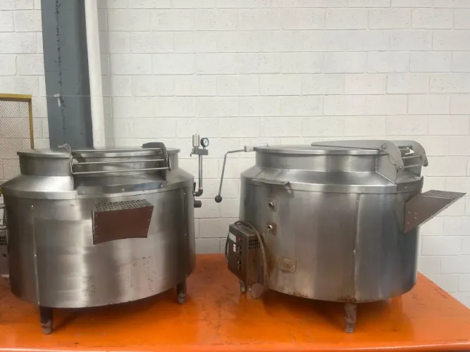 Caldeirão Gás vapor aço inox 300 litros cozinha industrial 
