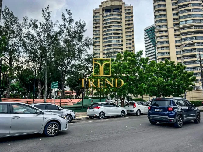 Terreno Comercial para Aluguel na 13 de Maio enfrente a Igreja Nossa Senhora de Fátima REF