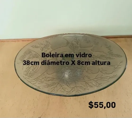 BOLEIRA EM VIDRO TRANSPARENTE
