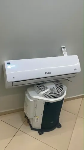 Ar-Condicionado Philco inverter - 12mil btus BTUs (Instalado)