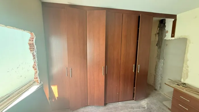  ? GUARDA-ROUPA PLANEJADO À VENDA ?