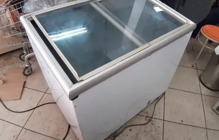 Freezer Expositor  Horizontal  310 l Metalfrio 