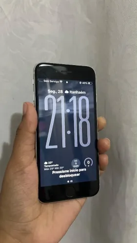 iPhone SE 128GB - Ótimo estado IOS 26.1 mesmo processador do iPhone 11