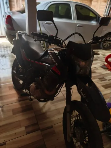 Moto Shineray