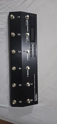 Boss ES-8 Sistema de comutação de efeitos