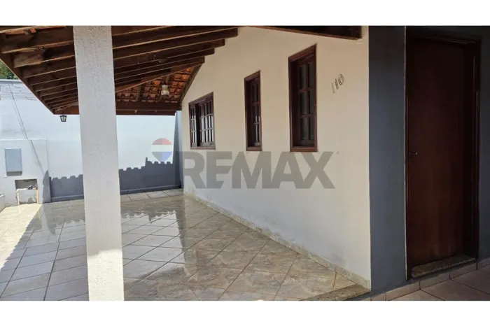 CASA PARA LOCAÇÃO NO BAIRRO MARIA BEATRIZ EM MOGI MIRIM, 2 DORMITÓRIOS