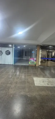 Aluga-se uma Loja
