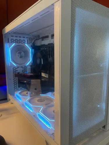 PC Gamer Corsair 2500D Airflow | Ryzen 5 5500 | RX 7600 8GB