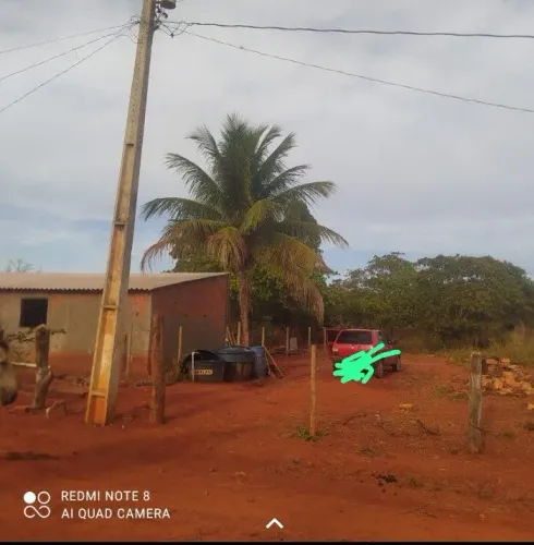 Vendo chácara aproximadamente 50 minutos de montes claros no fundo do posto chimba