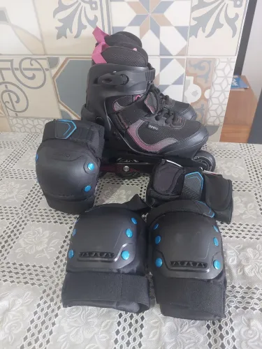 Patins Inline n° 38 - Oxelo Active Fit 3 e acessórios de segurança tamanho M.