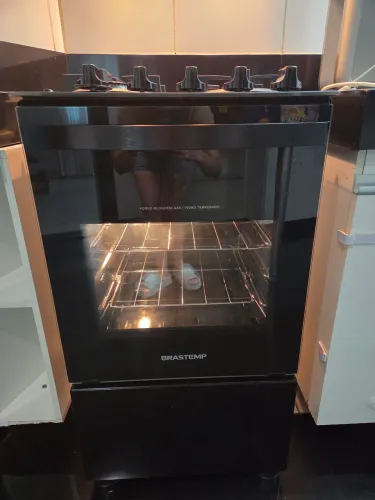 Fogão 4 Bocas Brastemp Preto Mesa de Vidro BFO4<br>Cor