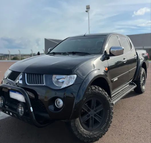 Mitsubishi L200 Triton HPE 3.2 CD TB Int.diesel AUT 2010