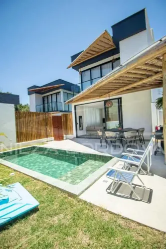 CASA EM CONDOMINIO PROXIMA A PRAIA DA PITINGA EM ARRAIAL D AJUDA