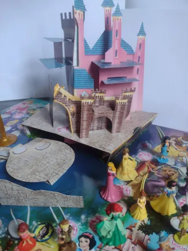 Disney Princess Pop-Up Magic Pop-Up Magic Castle Game<br>