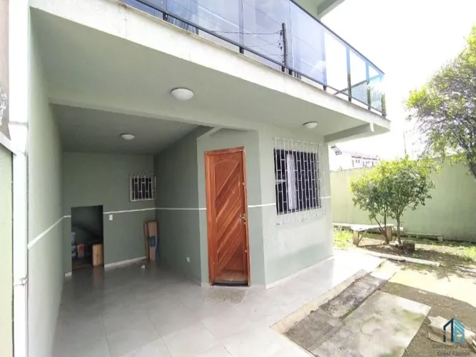Sobrado a venda no Cajuru, 03 quartos c/suíte em Curitiba PR