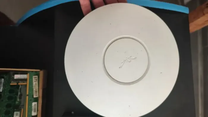Access Point Ubiquiti UniFi AP - Funcionando